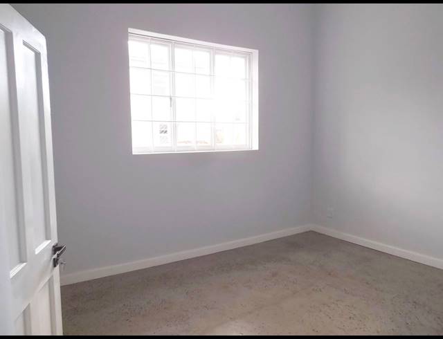 2 bed property to rent in OBSERVATORY